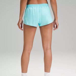 Lululemon Hotty Hot Low-Rise Lined Short 2.5"